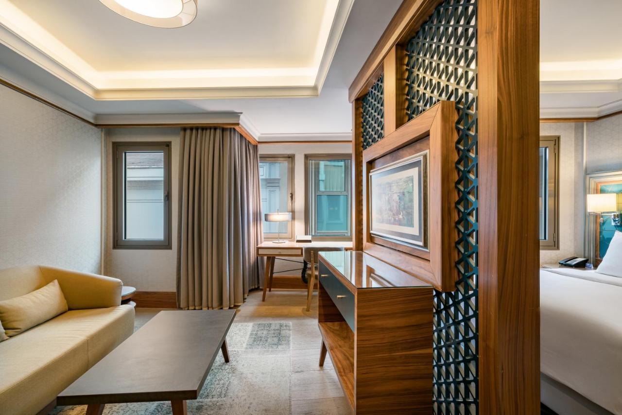 Radisson Blu Bosphorus Hotel Estambul Exterior foto A suite at the hotel