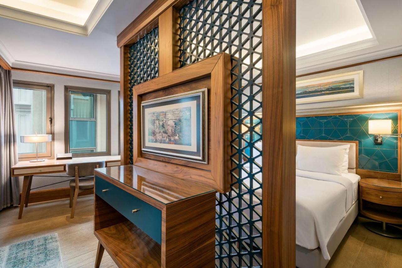 Radisson Blu Bosphorus Hotel Estambul Exterior foto Deluxe Suite