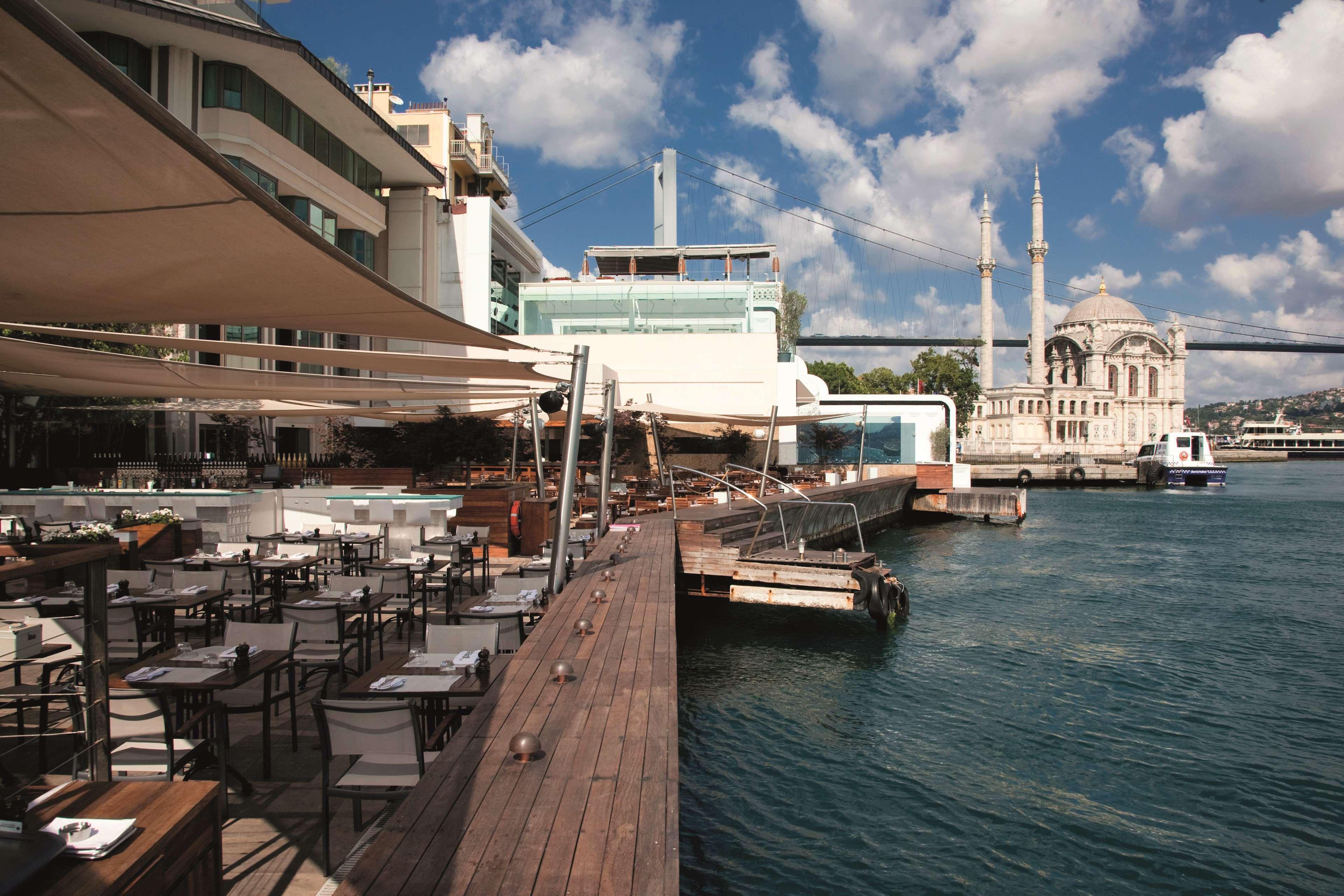 Radisson Blu Bosphorus Hotel Estambul Exterior foto The Bosphorus